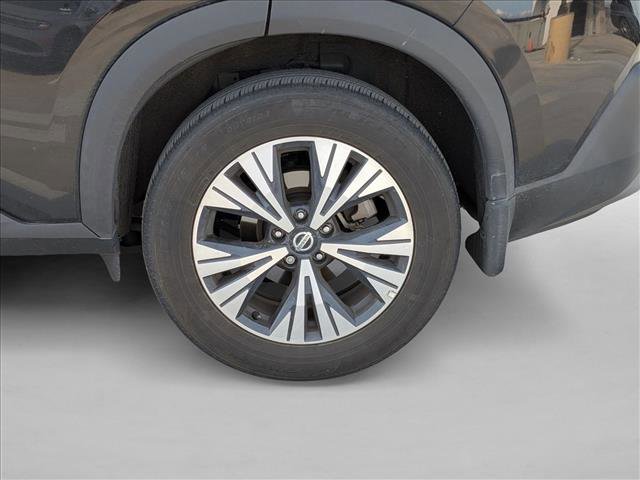 Used 2021 Nissan Rogue SV w/ Premium Package image 16