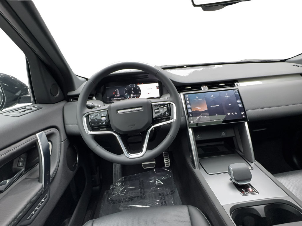 Used 2025 Land Rover Discovery Sport Dynamic SE AWD/4WD image 36