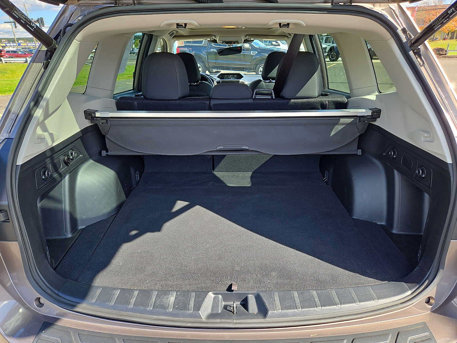 Used 2023 Subaru Forester Premium AWD/4WD image 30