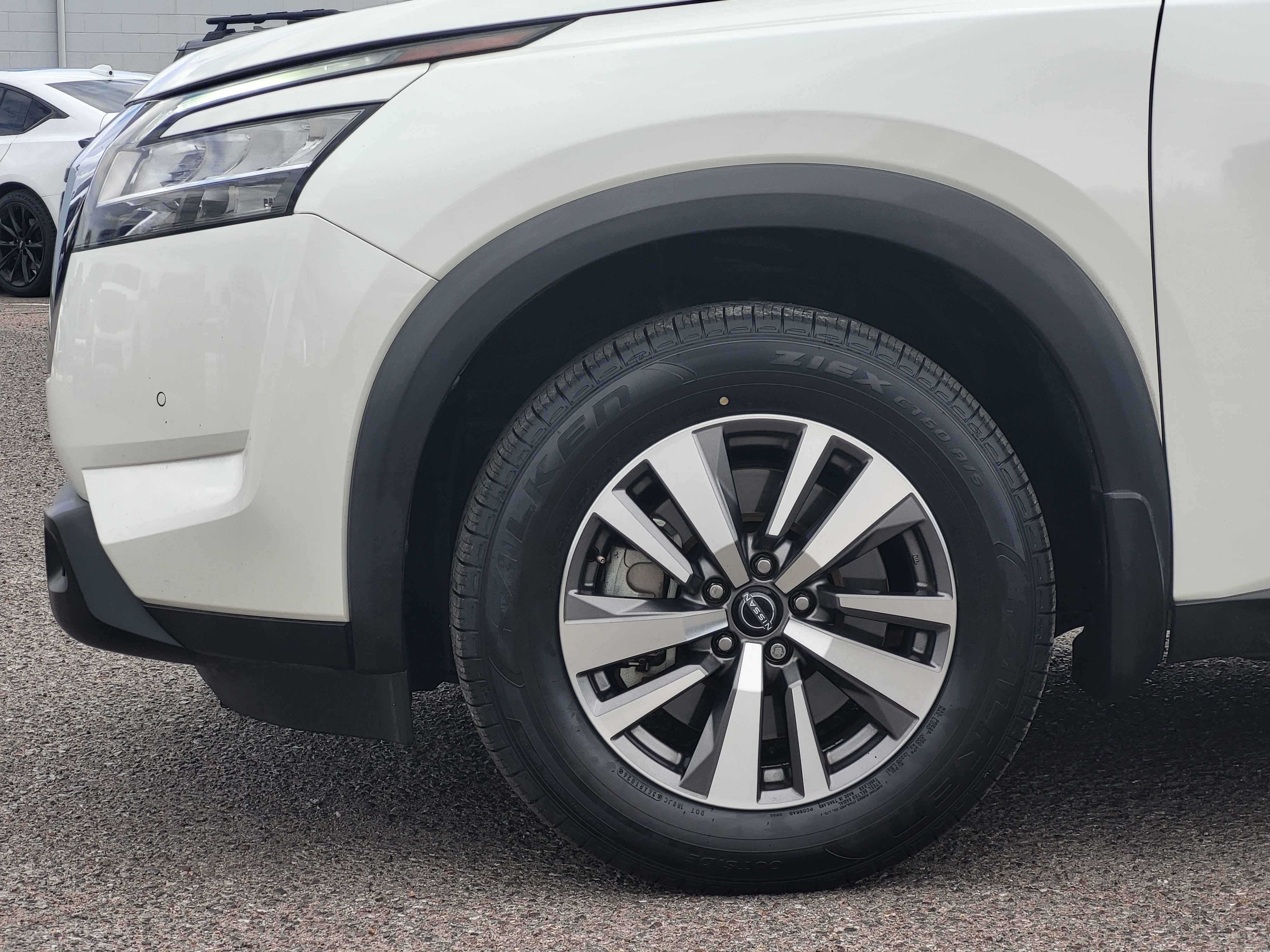 Certified 2023 Nissan Pathfinder SL AWD/4WD image 8