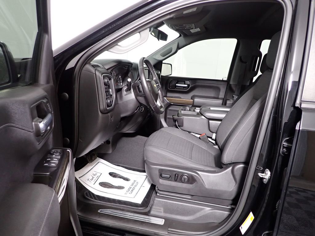 Used 2021 Chevrolet Silverado 1500 LT w/ Z71 Off-Road Package image 20