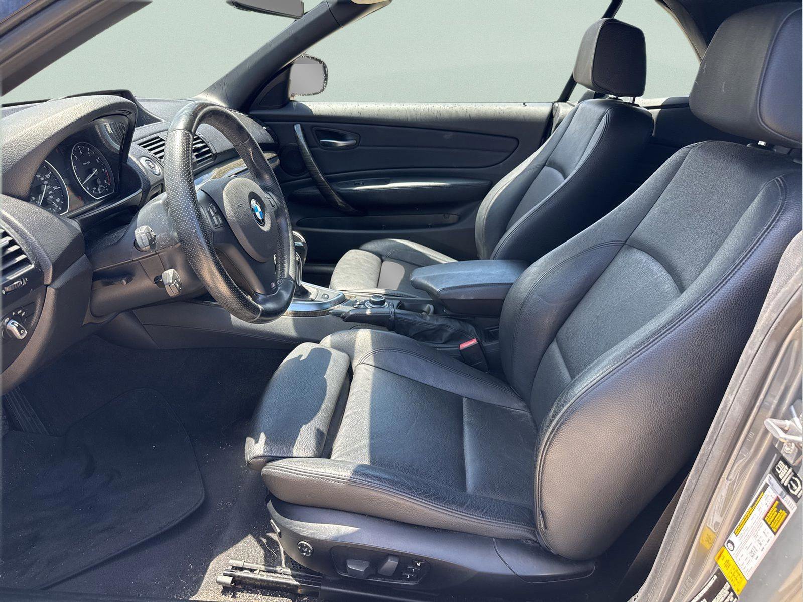 Used 2013 BMW 135i Convertible RWD image 21