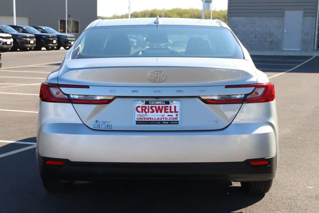 Used 2025 Toyota Camry LE FWD image 5
