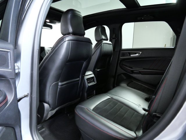Certified 2024 Ford Edge ST-Line AWD/4WD image 13