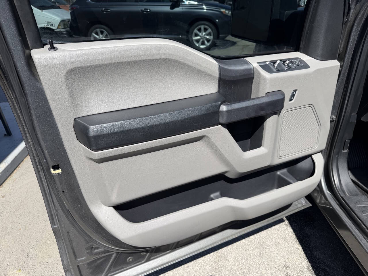 Used 2016 Ford F150 XL w/ Equipment Group 101A Mid RWD image 10