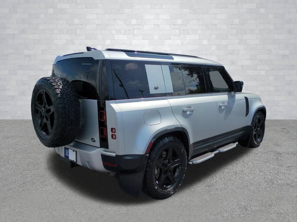 Used 2020 Land Rover Defender 110 HSE AWD/4WD image 5
