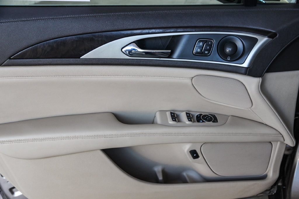 Used 2019 Lincoln MKZ Reserve w/ Reserve Plus Package FWD image 22
