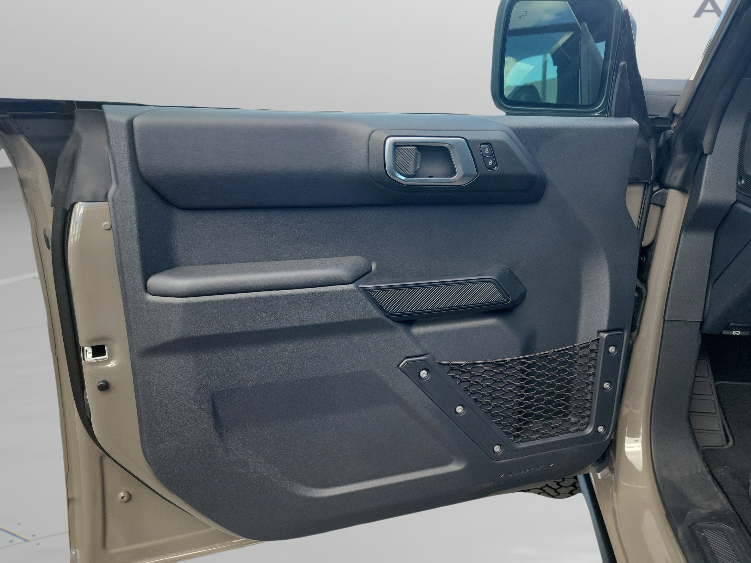 New 2026 Ford Bronco Badlands AWD/4WD image 16