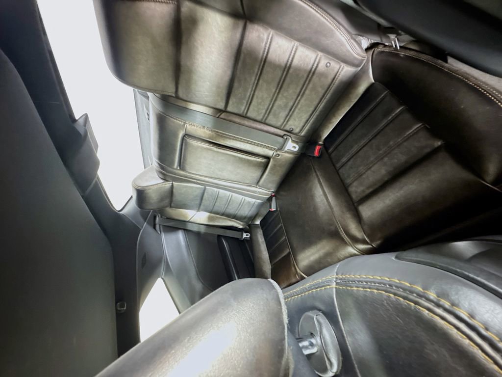 Used 2014 Dodge Challenger SXT RWD image 22