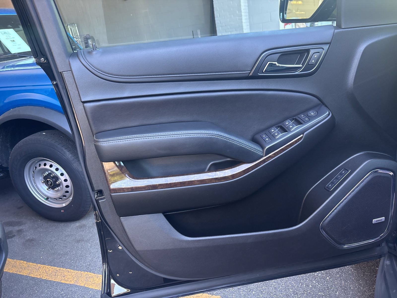 Used 2019 Chevrolet Tahoe LT AWD/4WD image 46