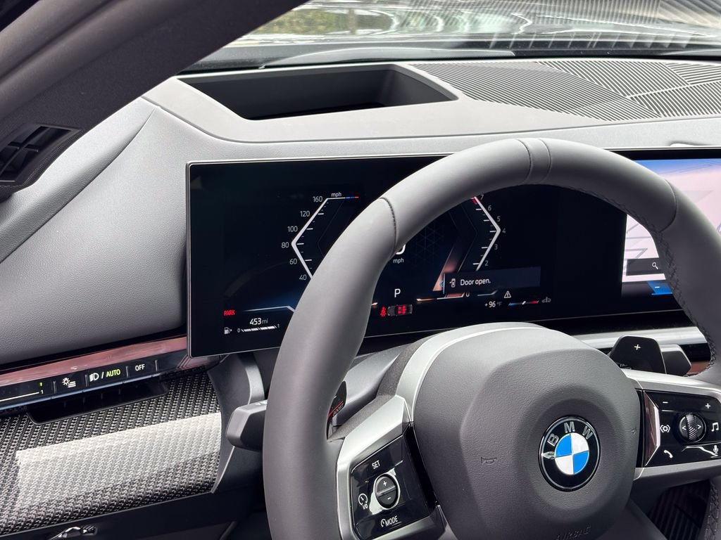 New 2027 BMW 530i xDrive w/ M Sport Package AWD/4WD image 13