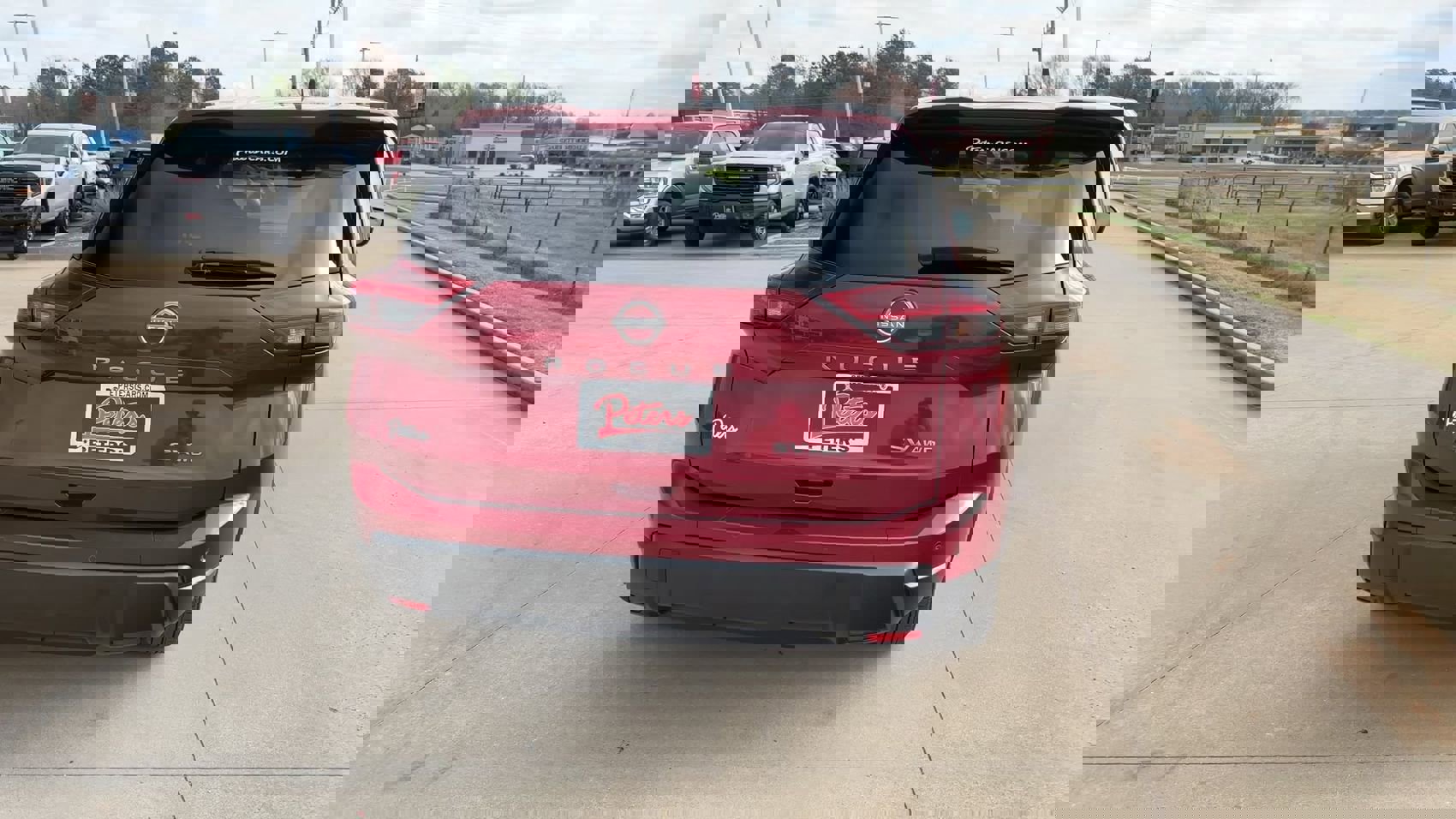 Used 2024 Nissan Rogue SV image 8