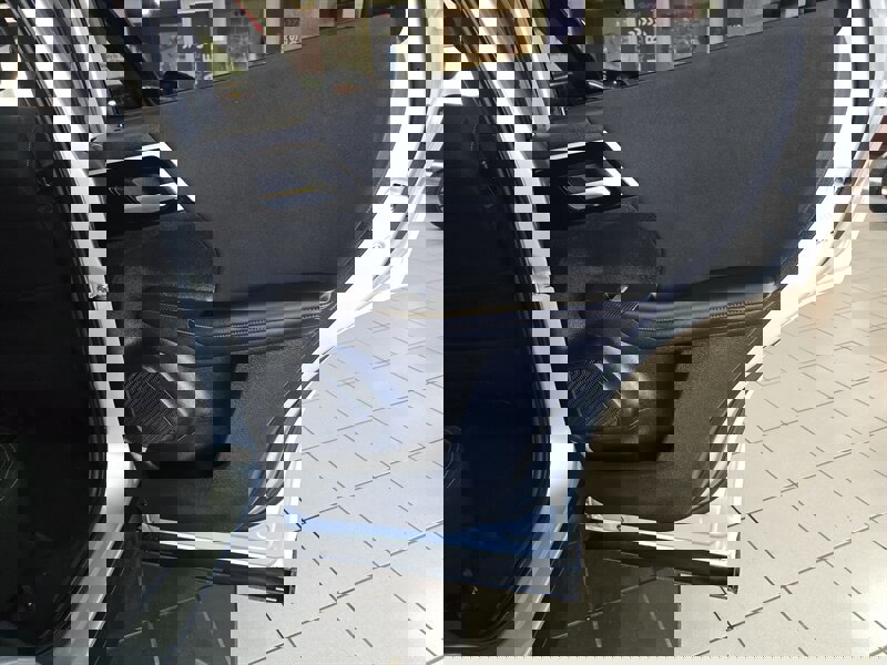 Used 2024 Mitsubishi Outlander ES image 15