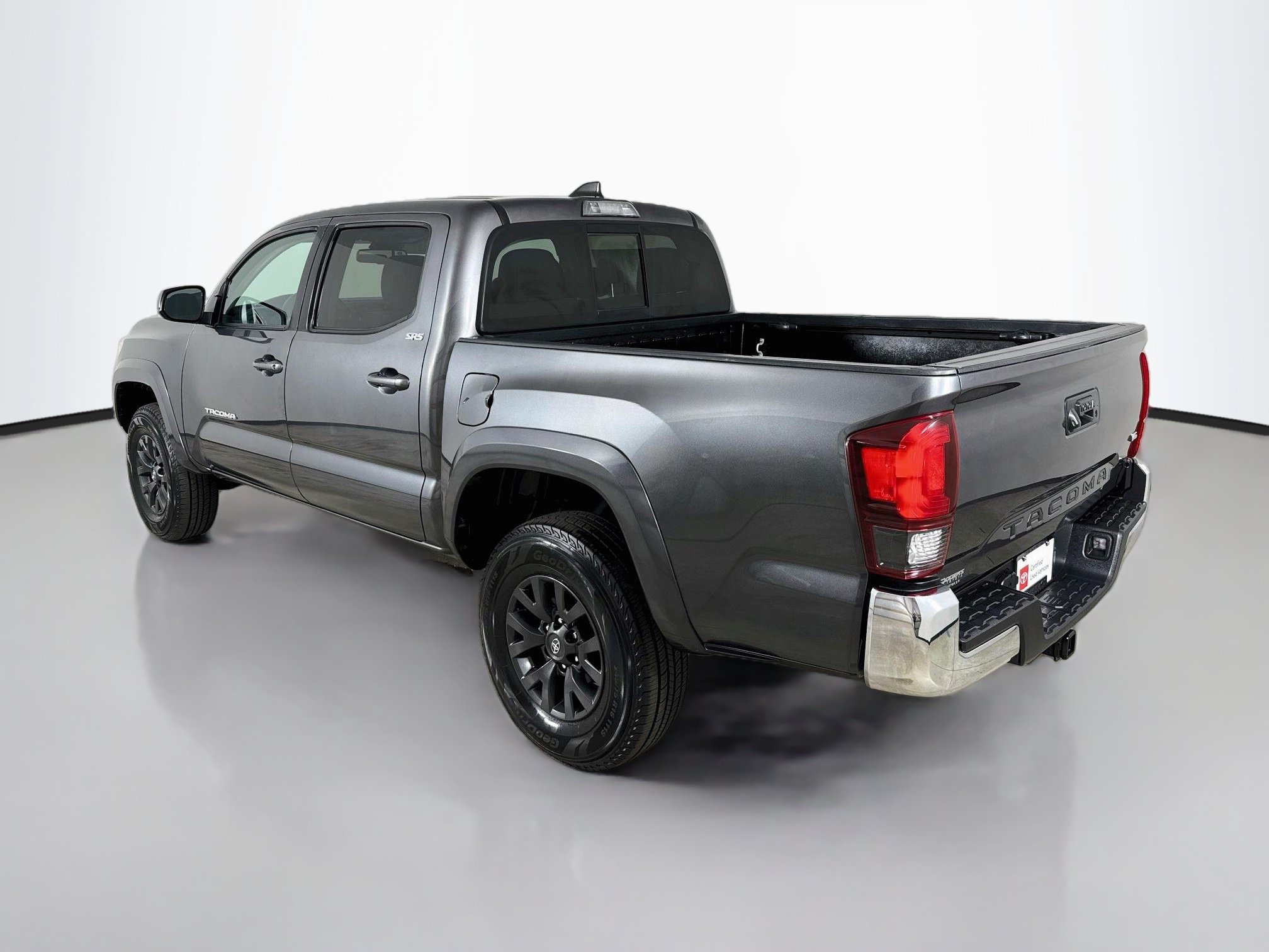 Certified 2022 Toyota Tacoma SR5 RWD image 6