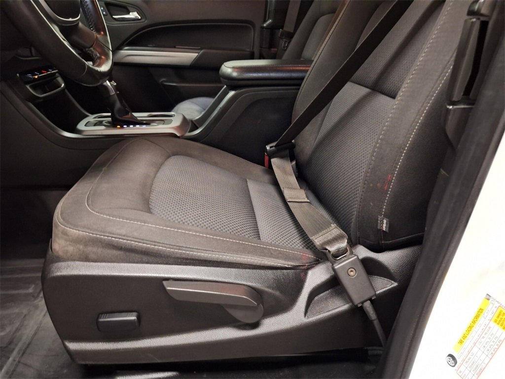 Used 2022 Chevrolet Colorado LT w/ Fleet Safety Package image 32