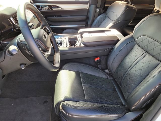 New 2023 Jeep Grand Wagoneer Series III image 15