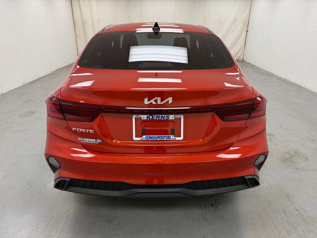 Used 2023 Kia Forte LXS w/ LXS Technology Package image 4