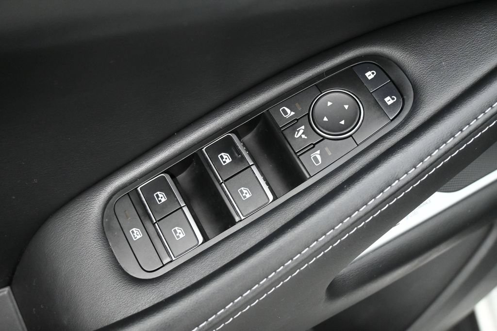 Used 2023 INFINITI QX60 Luxe w/ Vision Package FWD image 4
