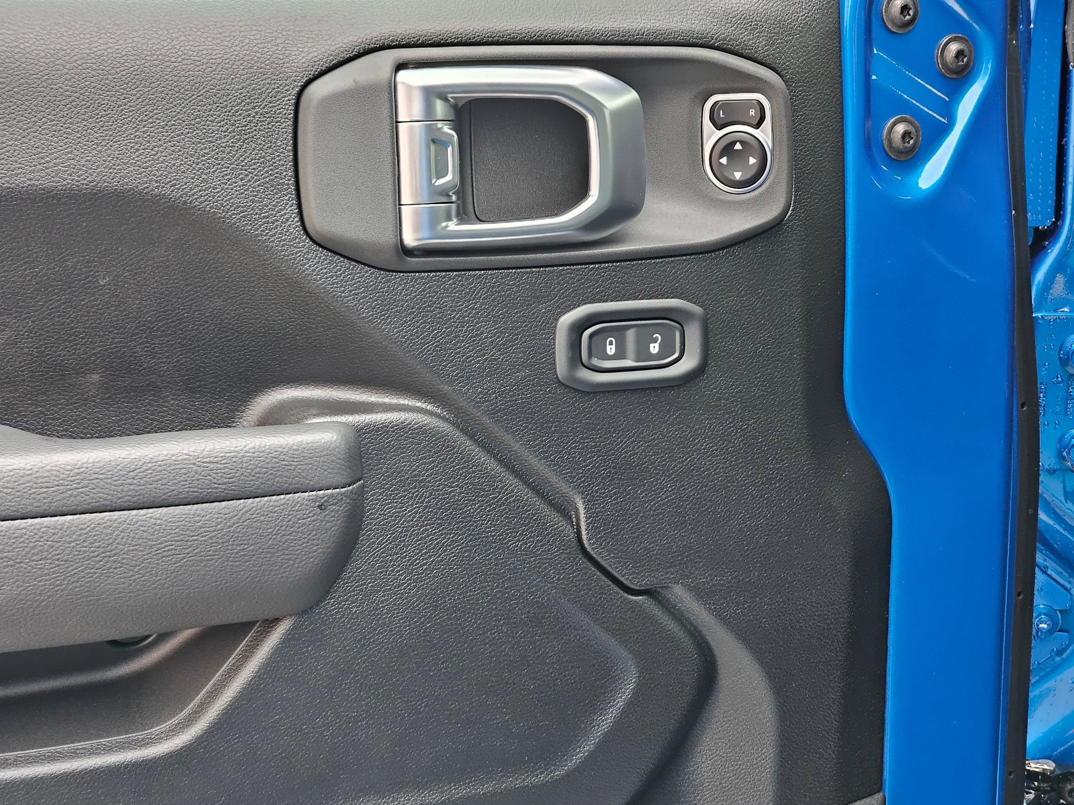 New 2026 Jeep Wrangler Sport S image 17