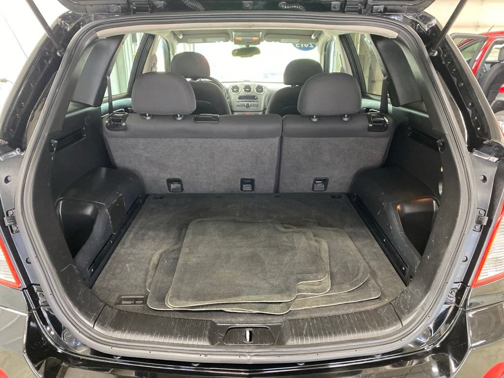 Used 2015 Chevrolet Captiva Sport LT FWD image 12