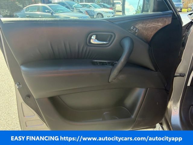 Used 2011 INFINITI QX56 4WD w/ Deluxe Touring Pkg image 6
