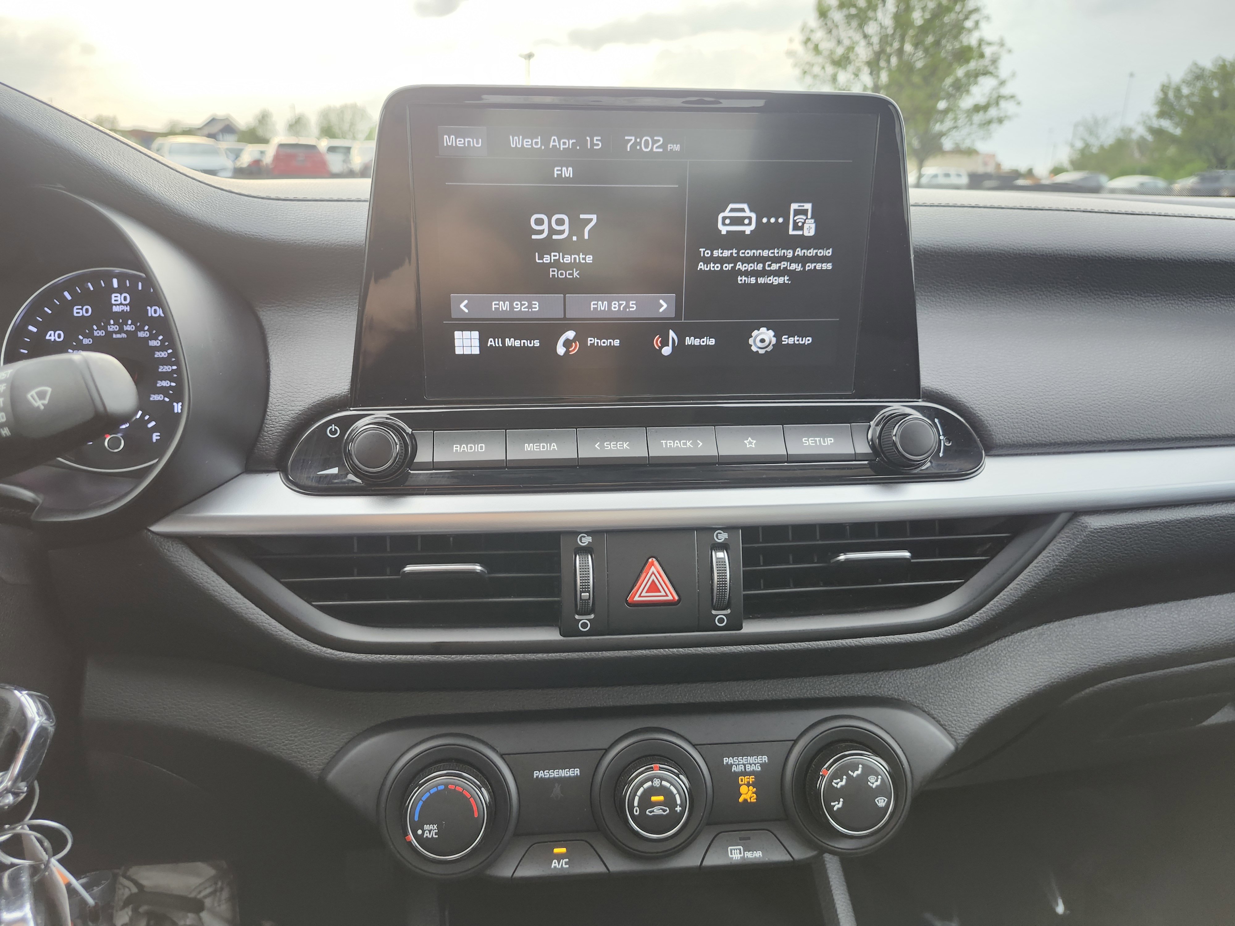 Used 2022 Kia Forte LXS FWD image 27