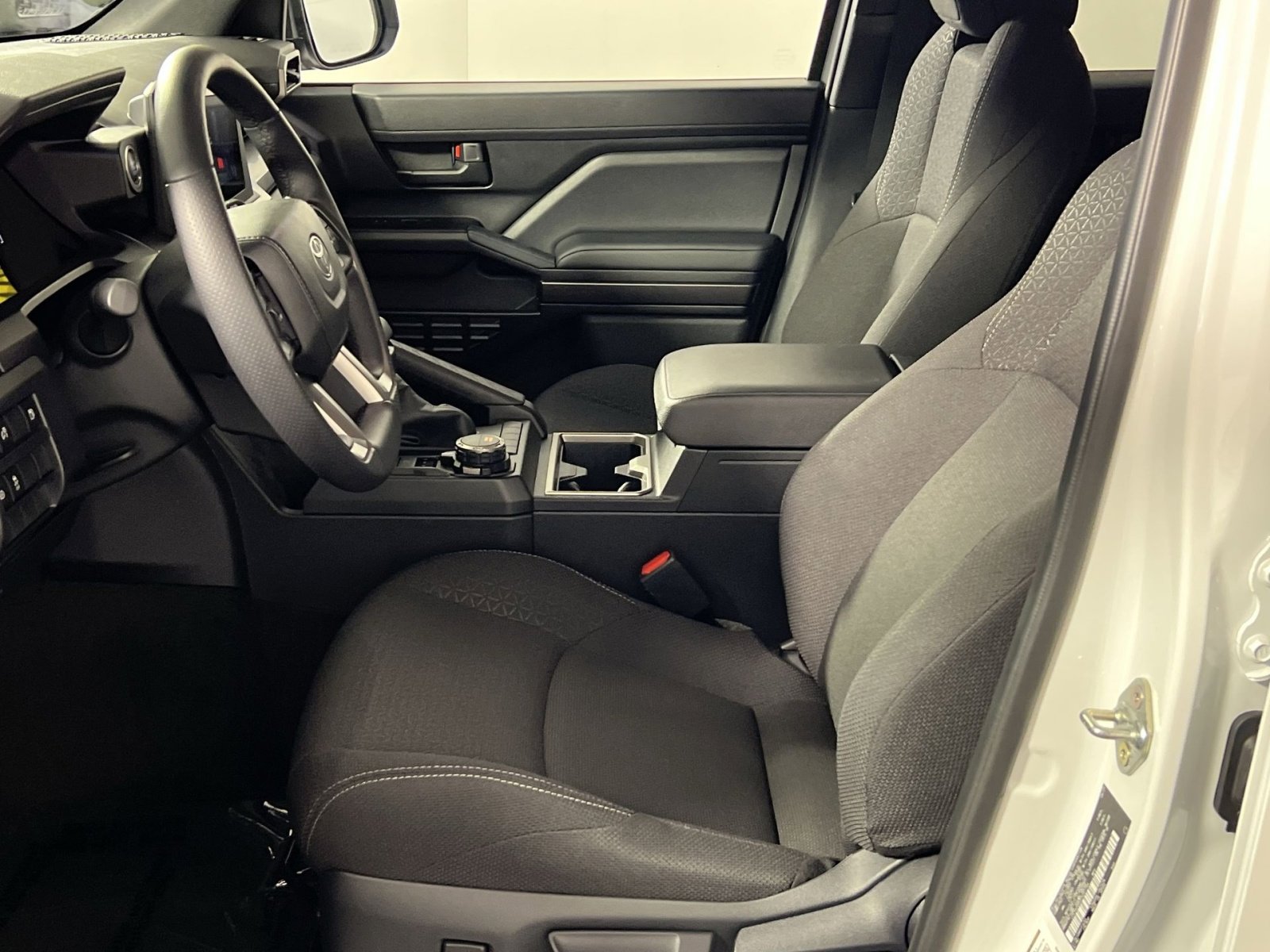 Used 2025 Toyota 4Runner SR5 image 12