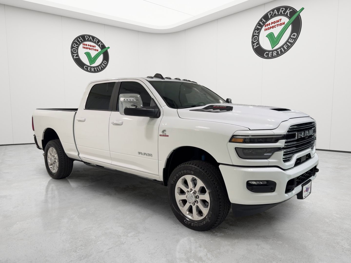 Used 2026 RAM 2500 Laramie AWD/4WD image 7