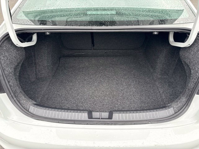 Used 2025 Volkswagen Jetta GLI Autobahn FWD image 11