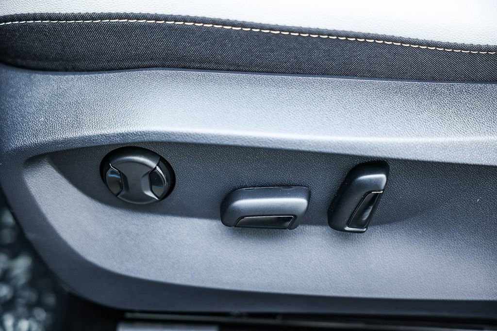 New 2026 Volkswagen Taos SE image 34