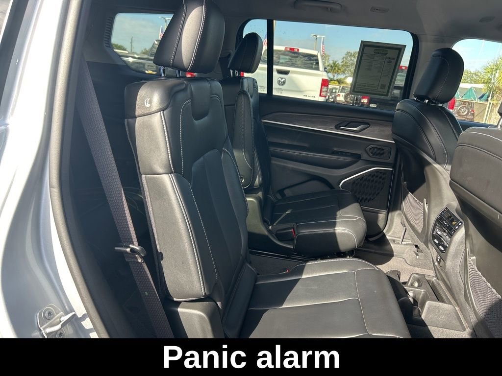 Used 2022 Jeep Grand Cherokee L Limited image 28