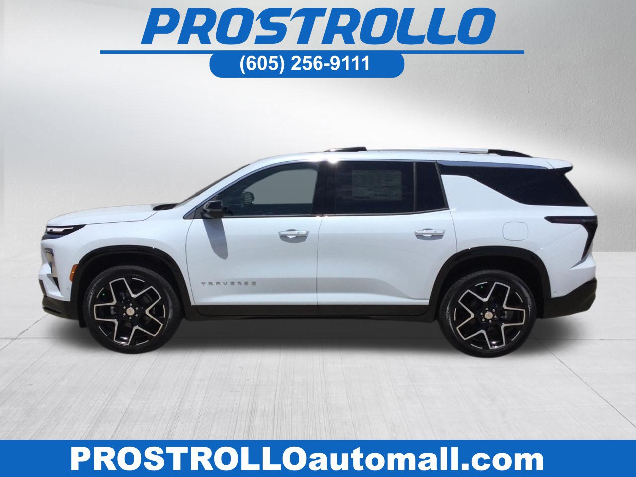 New 2026 Chevrolet Traverse High Country AWD/4WD image 1