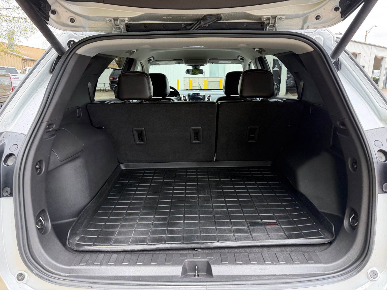 Used 2021 Chevrolet Equinox Premier image 34