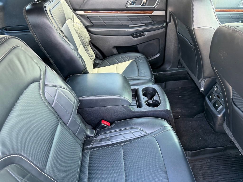 Used 2017 Ford Explorer Platinum AWD/4WD image 19