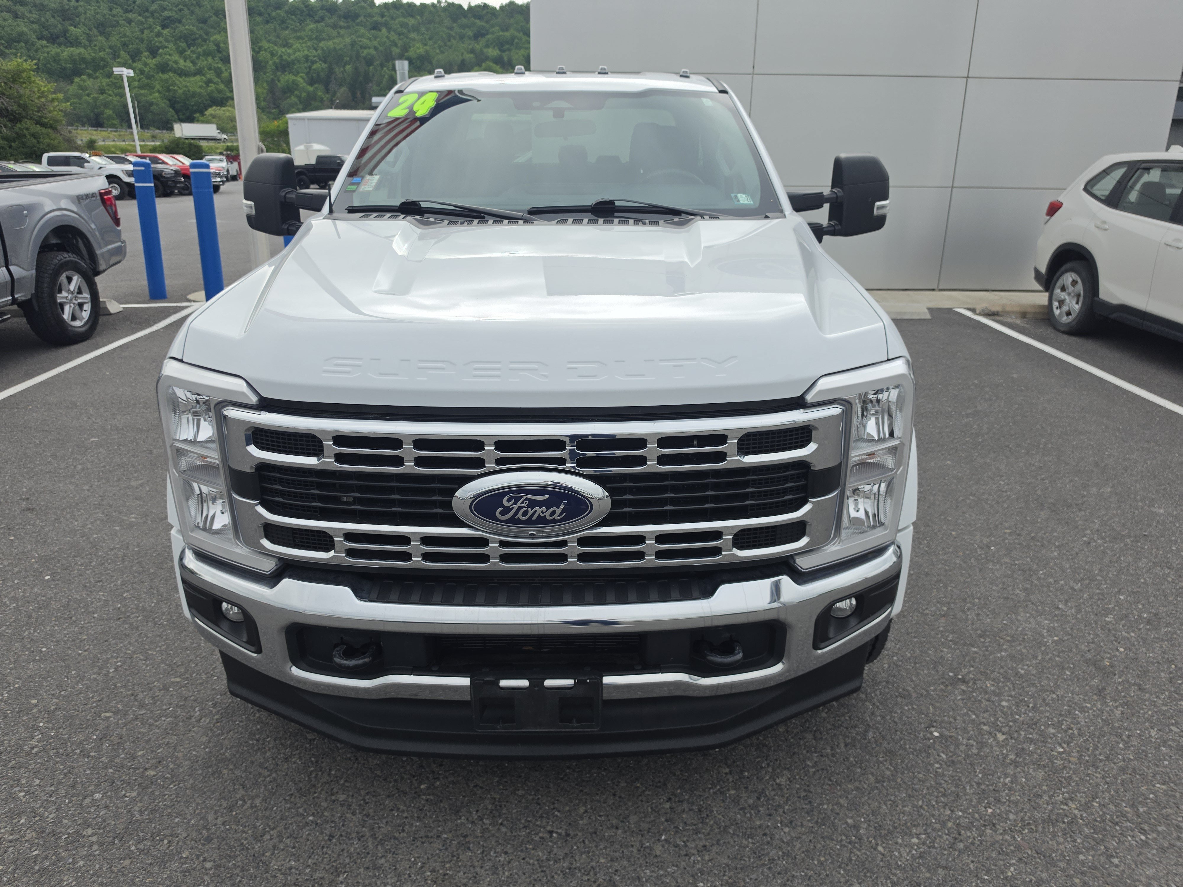 Used 2024 Ford F450 XLT w/ 360-Degree Camera Package AWD/4WD image 9