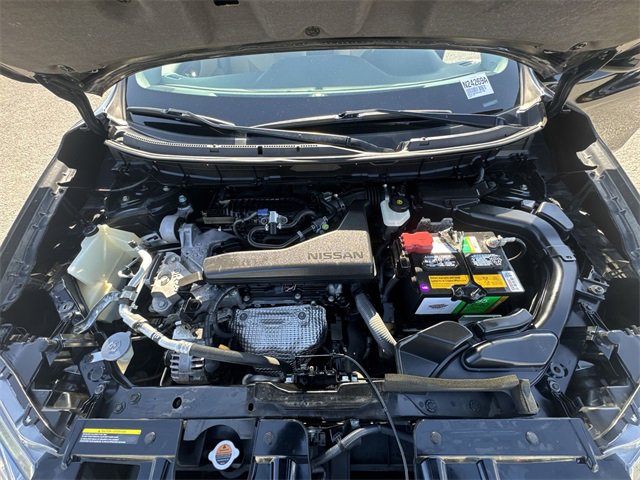 Used 2014 Nissan Rogue SV image 28