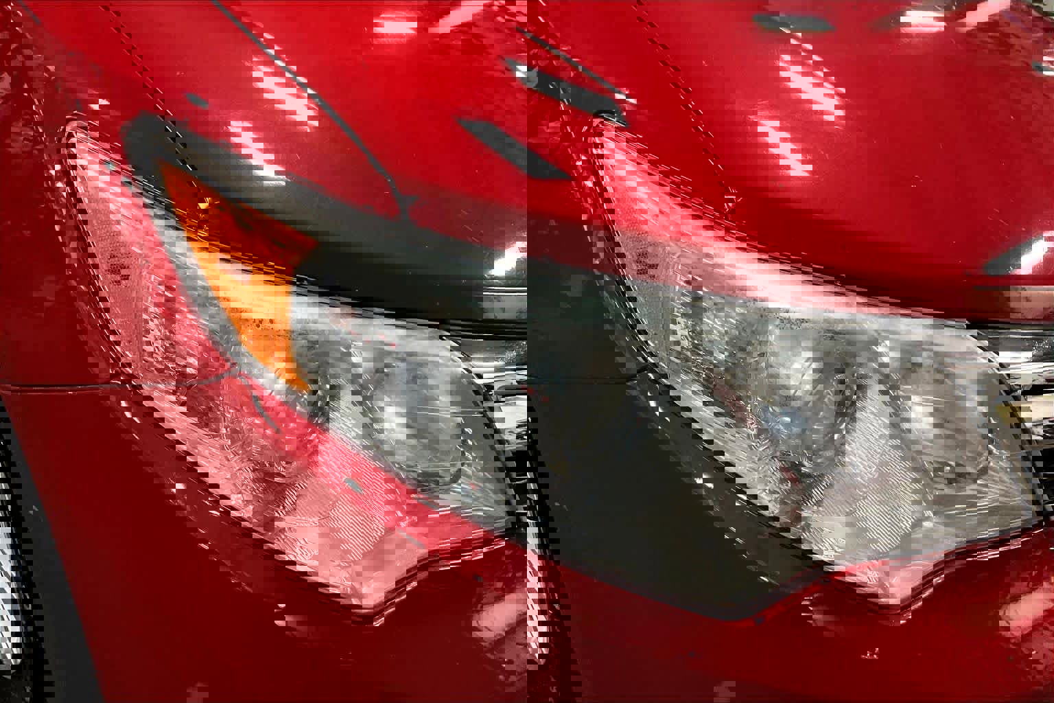 Used 2013 Toyota Camry LE image 23