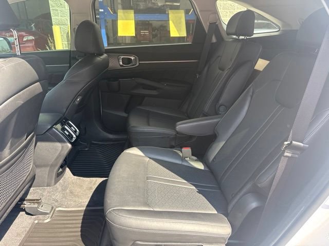 Used 2022 Kia Sorento SX AWD/4WD image 28