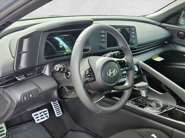 New 2026 Hyundai Elantra SEL Sport FWD video 3