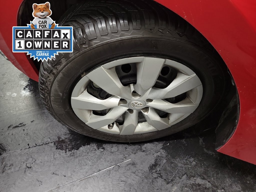 Used 2014 Toyota Corolla LE FWD image 13