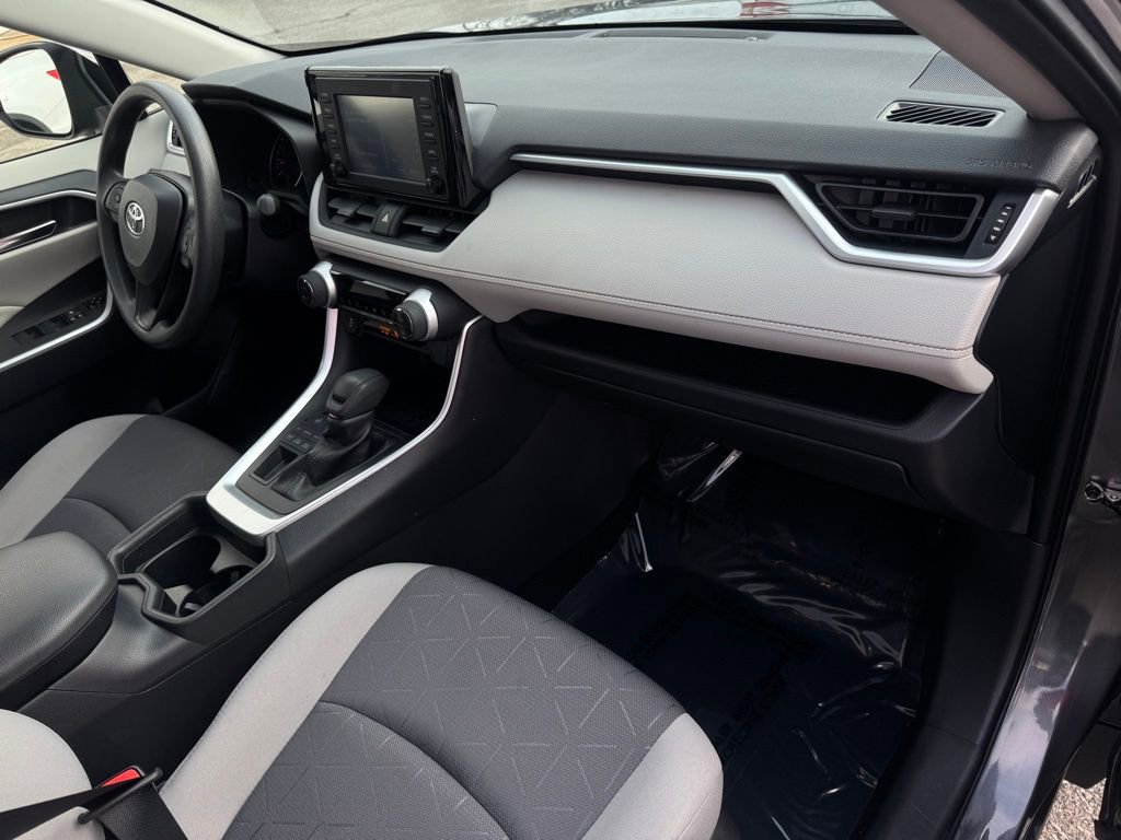 Used 2019 Toyota RAV4 XLE w/ All Weather Liner Package image 20