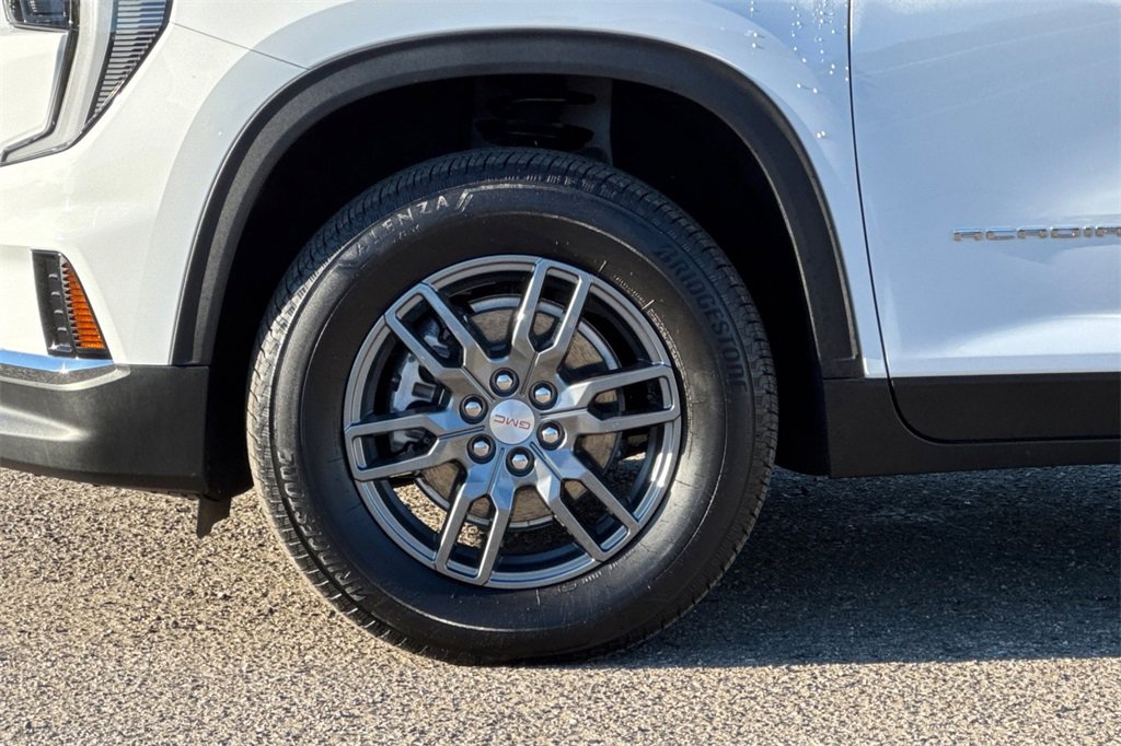 Certified 2025 GMC Acadia Elevation image 35