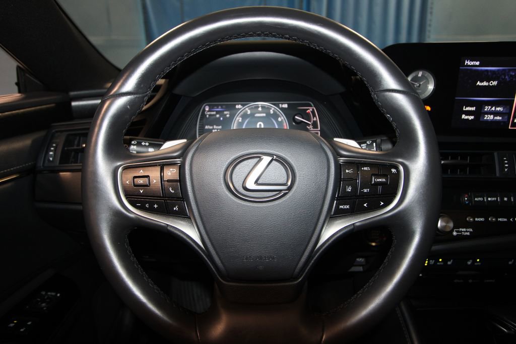 Used 2022 Lexus ES 350 w/ Premium Package image 13