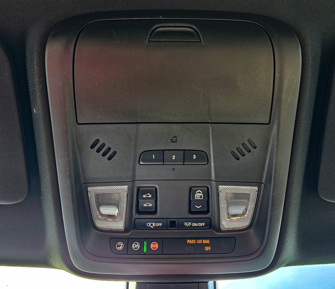 Used 2018 Cadillac XT5 Premium Luxury FWD image 29