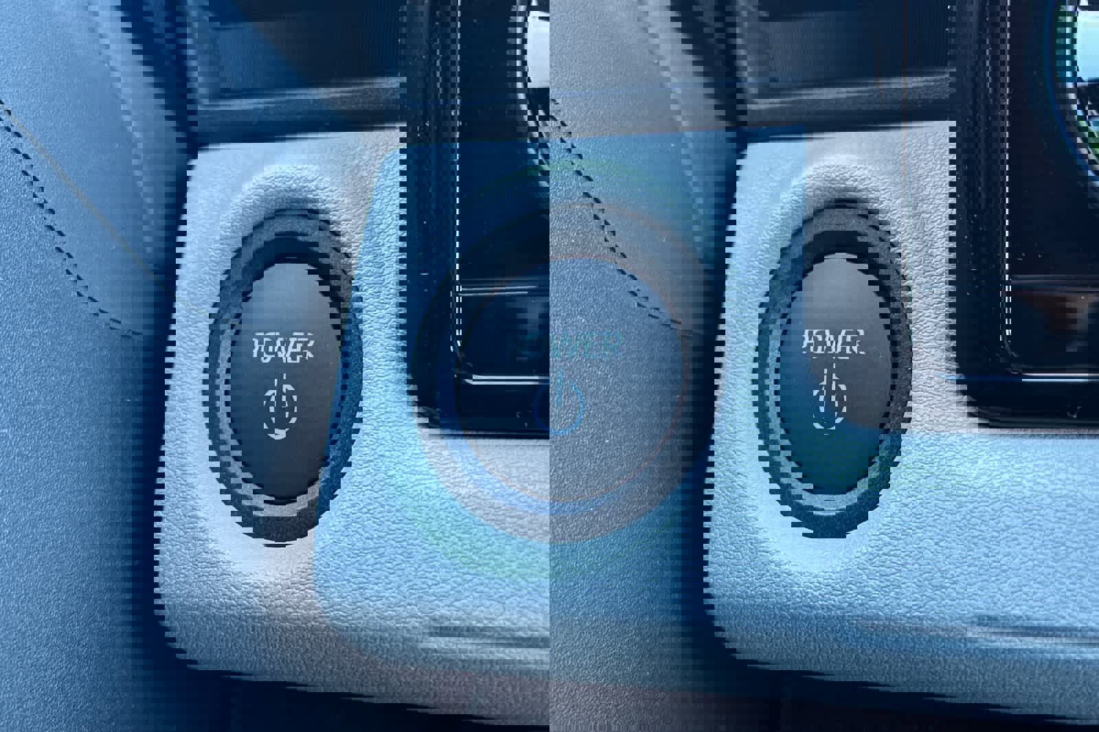 New 2026 Subaru Solterra Premium image 24