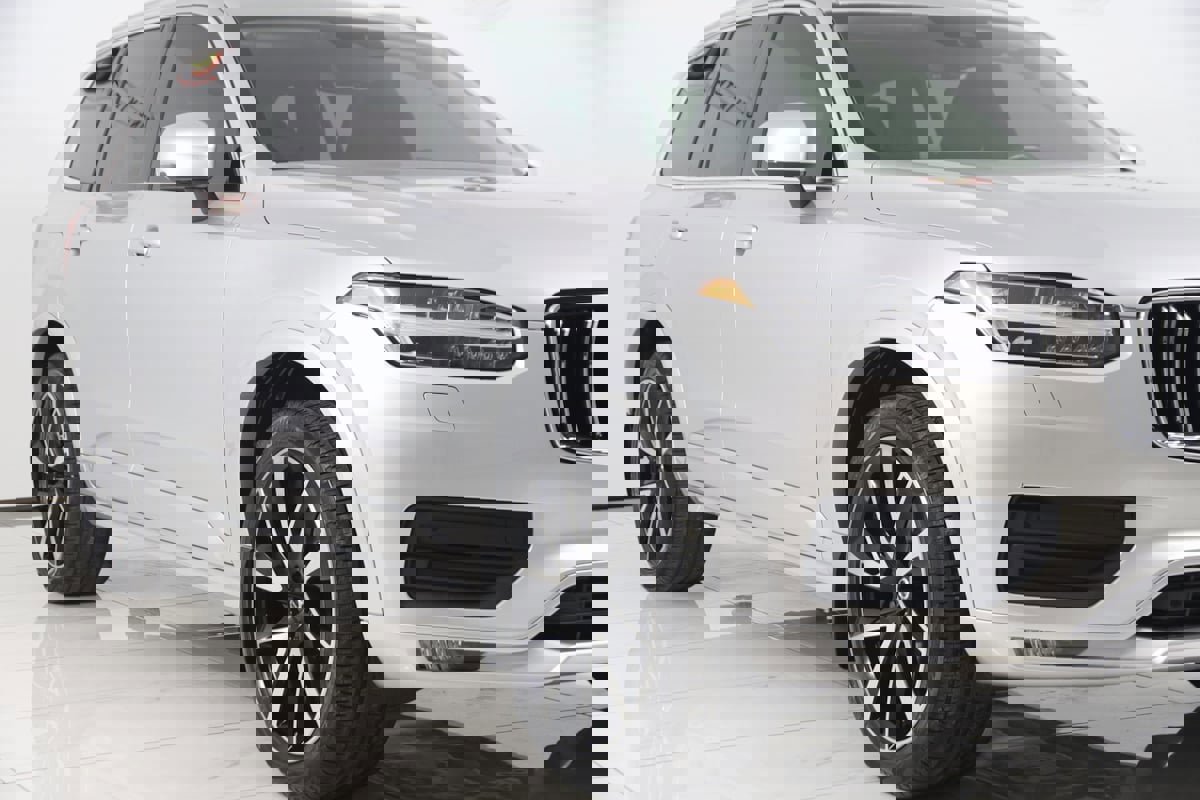 Used 2022 Volvo XC90 T6 Momentum w/ Climate Package image 44