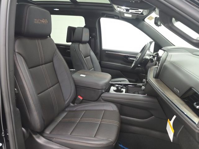 New 2026 Chevrolet Suburban High Country image 30