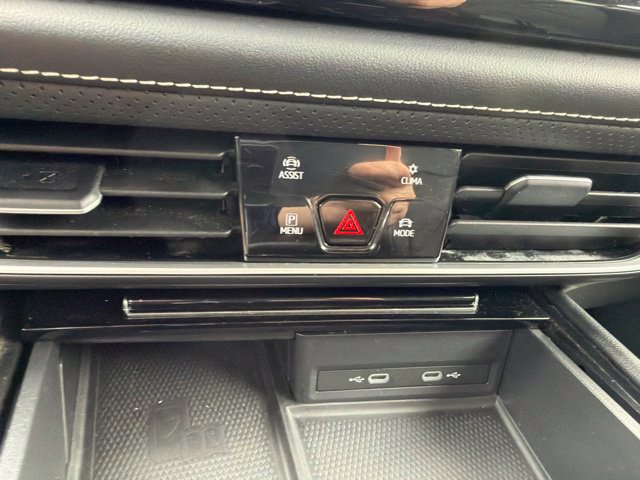 Used 2024 Volkswagen Atlas SE FWD image 33