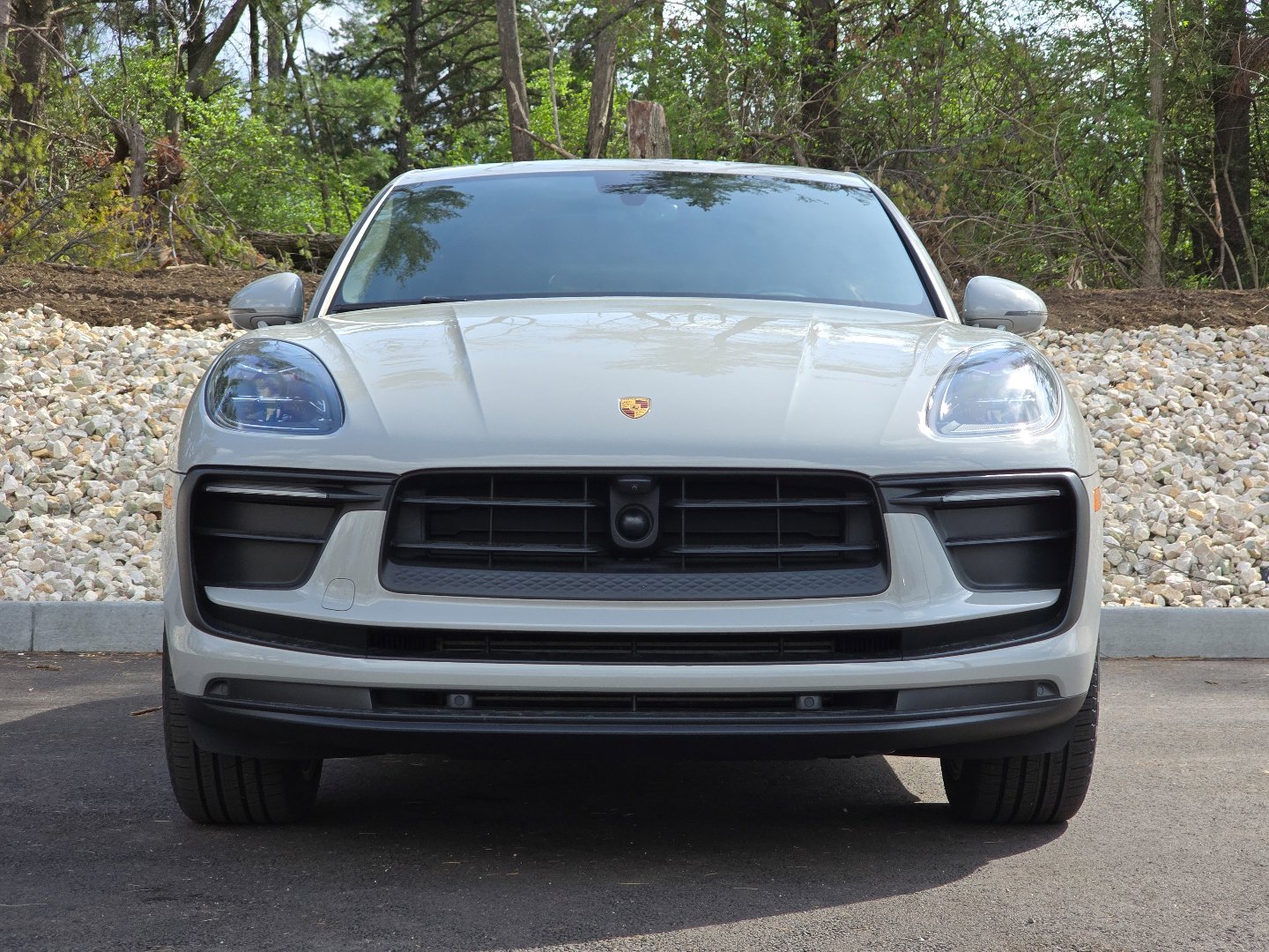 Used 2023 Porsche Macan Turbo image 37