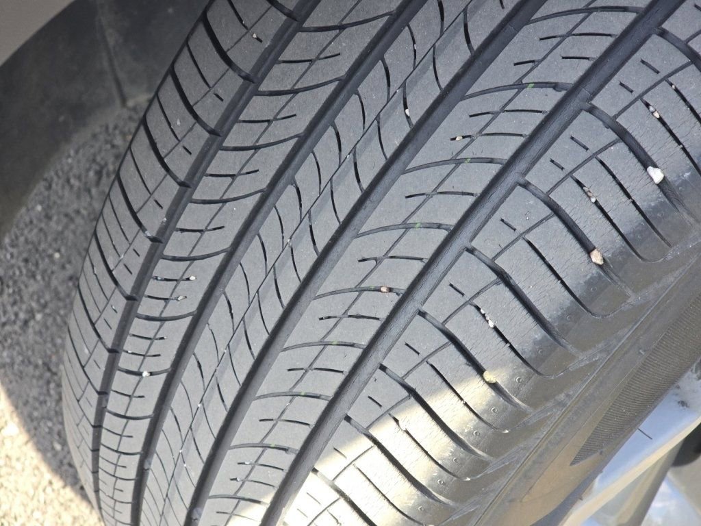 Used 2024 Chevrolet Trax LT w/ Driver Confidence Package image 30